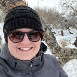 Meet your Posher, Janelle
